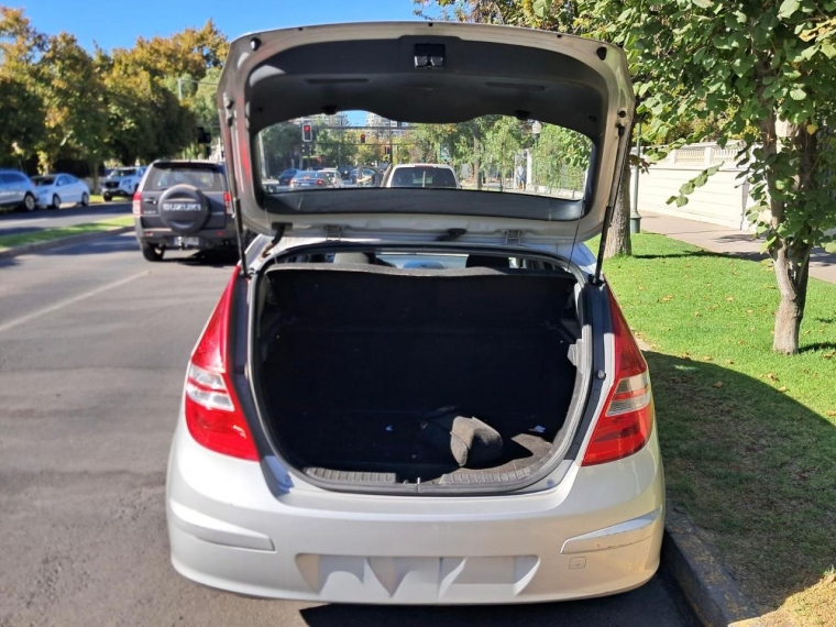 Hyundai I-30 Gls 1.6 2012  Usado en Autos