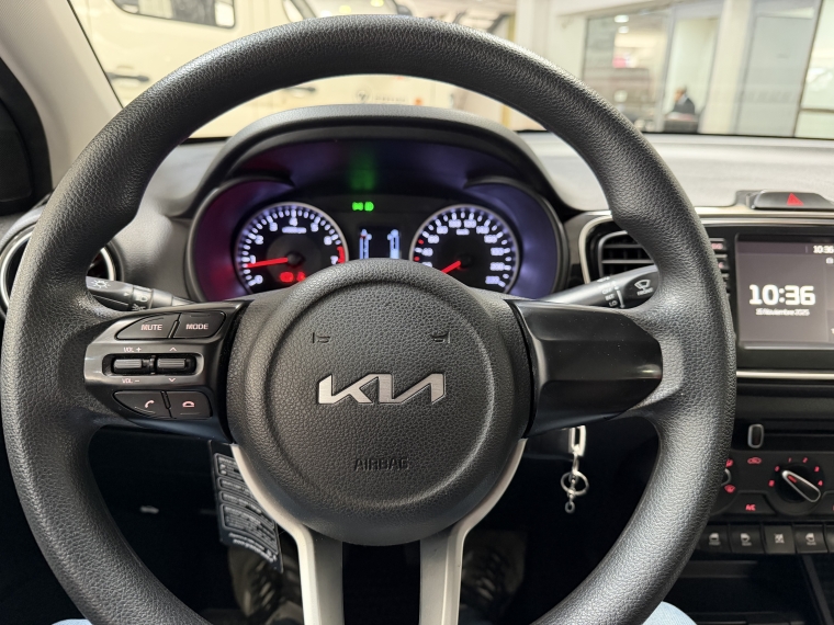 Kia Soluto Lx 1.4l Ac 5mt Full 2023  Usado en Grass & Arueste