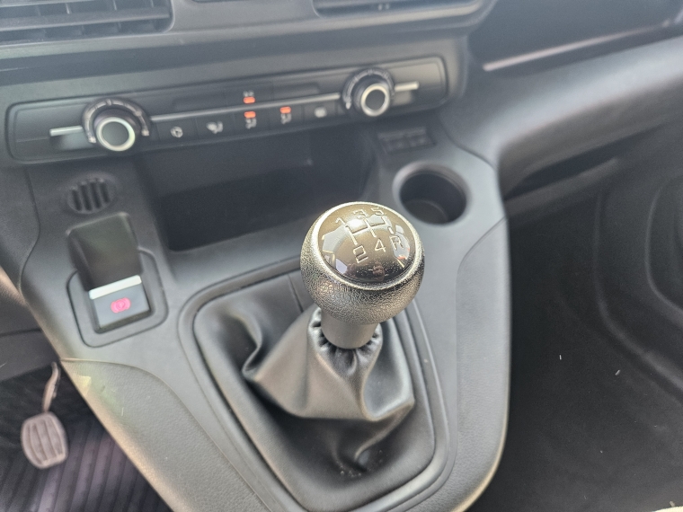 Opel Combo Combo Hdi 92 L1 5p 1.6 2022 Usado en Rosselot Usados