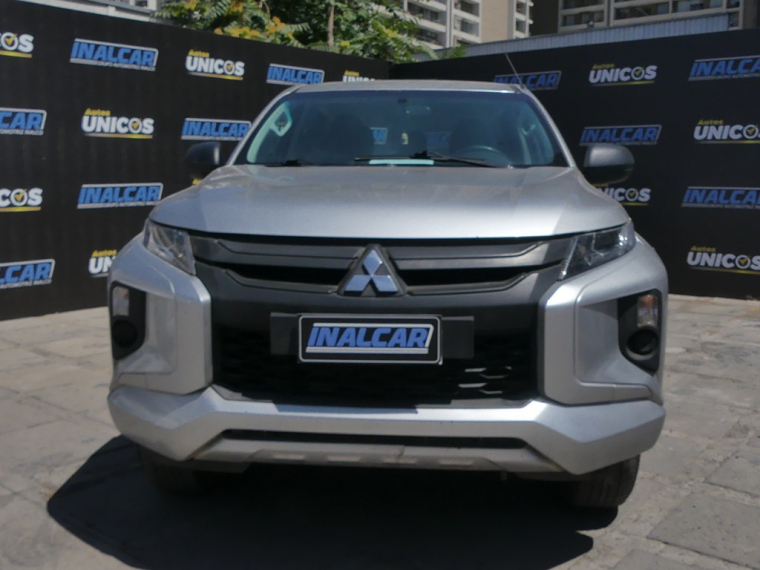 Mitsubishi L200 Work Cr 2.4 4x2 2022 Usado  Usado en Webautos.cl