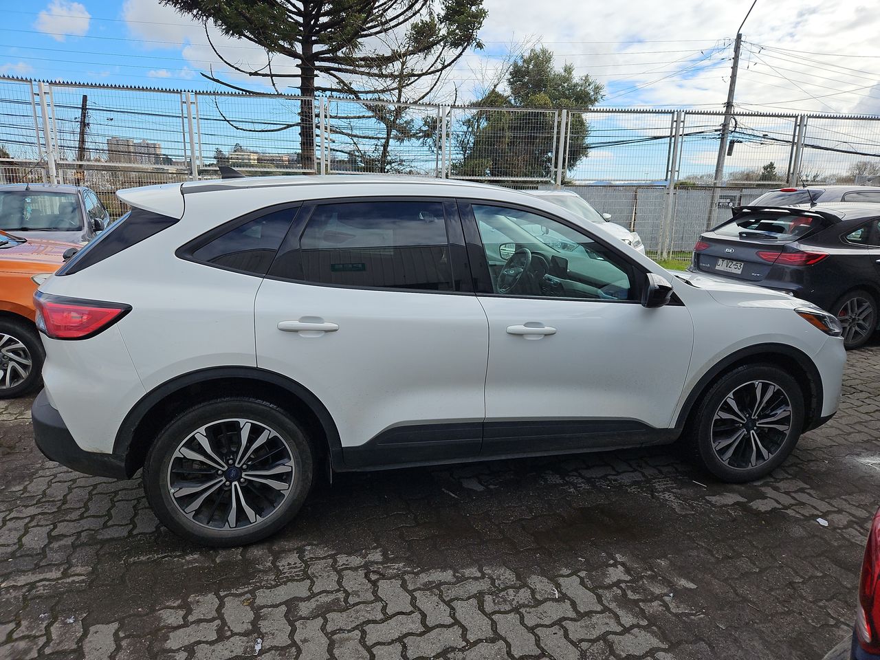 Ford Escape Escape Dura D4 2.5 Aut 2023 Usado en Usados de Primera - Sergio Escobar