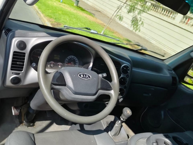 Kia Frontier 2.5 Doble Cabina 2013  Usado en Autos