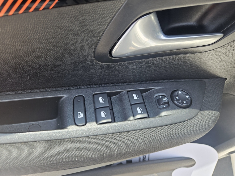 Peugeot 208 Active Puretech 1.2 Aut 2022 Usado  Usado en Kovacs Usados