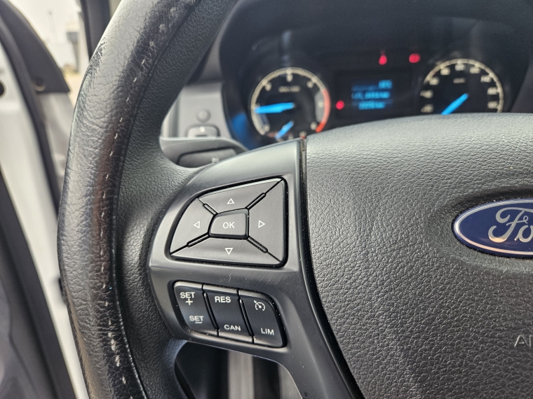 Ford Ranger 2.2 Dsl Xl Mt 4x4 Diesel 2023 Usado  Usado en Kovacs Usados