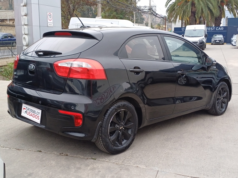 Kia Rio 5 Rio 5 Ex 1.4 2017 Usado en Rosselot Usados