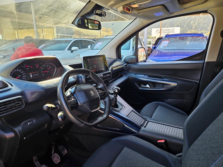 Peugeot Rifter Rifter Bluehdi 130 1.5 2022 Usado en Rosselot Usados