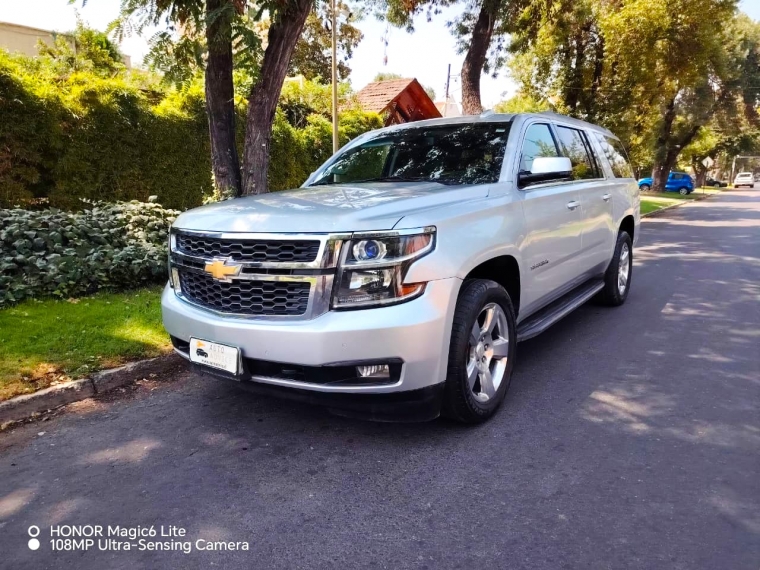 Autoadvice Autos Usados División Usados CHEVROLET SUBURBAN 5.3 LT Auto Pack 4WD. 2016 CHEVROLET SUBURBAN 5.3 LT Auto Pack 4WD. 2016