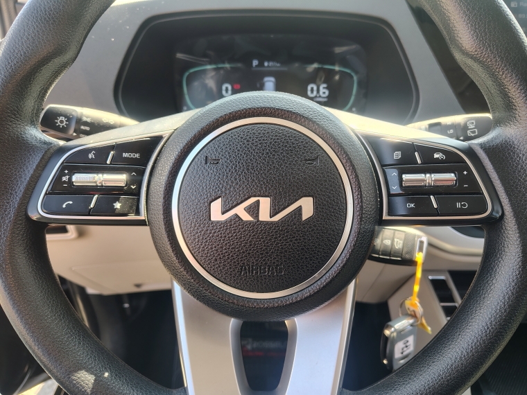 Kia Carens Carens Ex 1.4 Aut 2023 Usado en Rosselot Usados