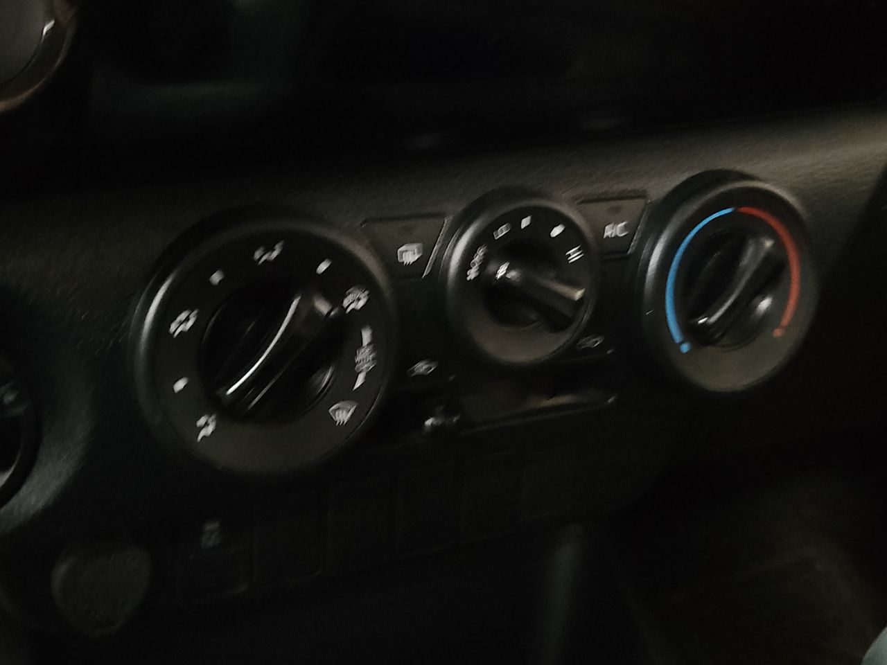 Toyota Hilux Hi Lux Dcab Mt 4x4 2.4 2025 Usado  Usado en Webautos.cl