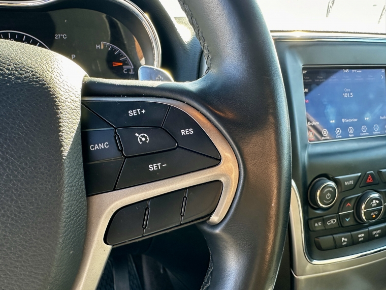 Jeep Grand cherokee 3.0 Laredo At 4x4 Diesel 2020 Usado  Usado en Kovacs Usados