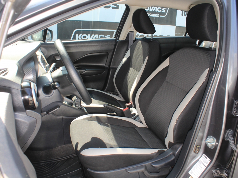 Nissan Versa 1.6  Advance  Mt 2023 Usado  Usado en Kovacs Usados