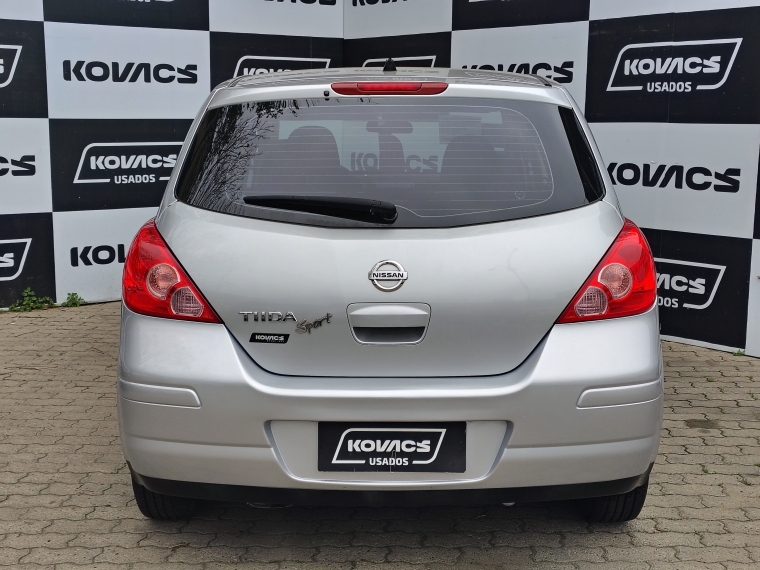 Nissan Tiida 1.6 Sport S Ac 2ab Mt 4x2 2011 Usado  Usado en Kovacs Usados