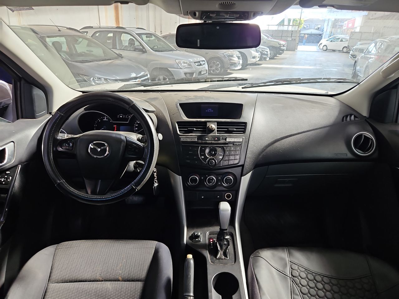 Mazda Bt-50 Bt 50 Dcab Sdx 4x4 3.2 Aut 2014 Usado en Usados de Primera - Sergio Escobar