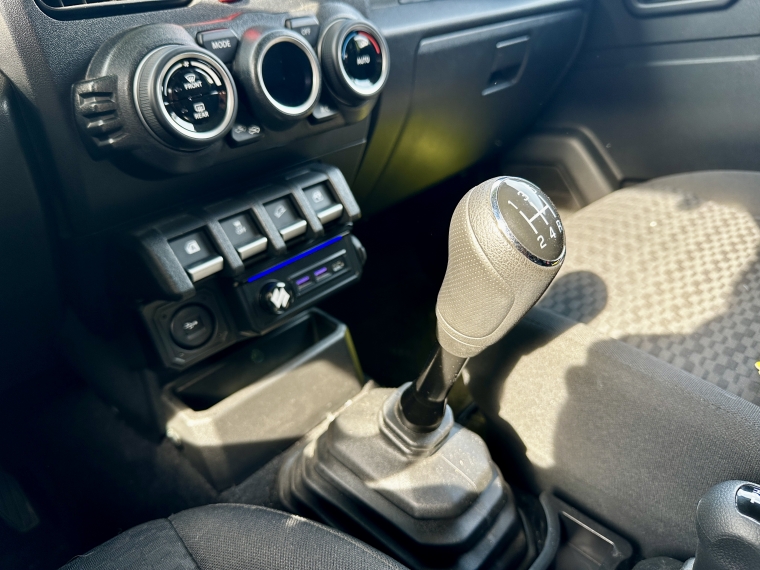 Suzuki Jimny 1.5 Mt 2025 Usado Usado en Kovacs Usados Suzuki Jimny 1.5 Mt 2025 Usado Usado en Kovacs Usados