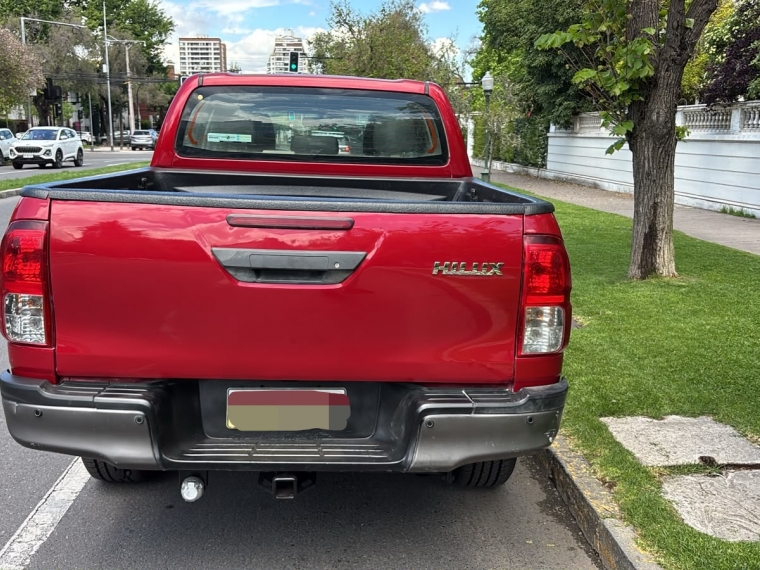 TOYOTA HILUX  Dcab DX 4x2 2.4cc - imagen 3