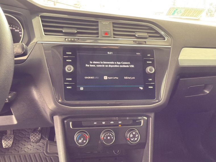 Volkswagen Tiguan Trendline 1.4 Turbo Mt 7a 2018 Usado en Automotriz Olea Flaño