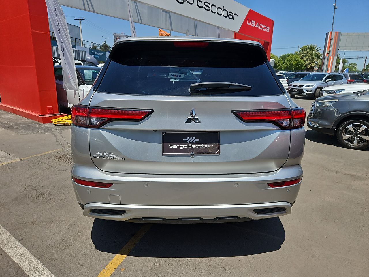 Mitsubishi New outlander New Outlander Glx 2.5 Aut 2024 Usado en Usados de Primera - Sergio Escobar