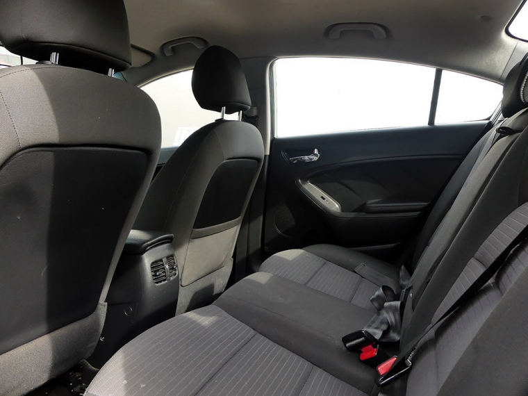 Kia Cerato 5 Ex 1.6 2016 Usado  Usado en Webautos.cl