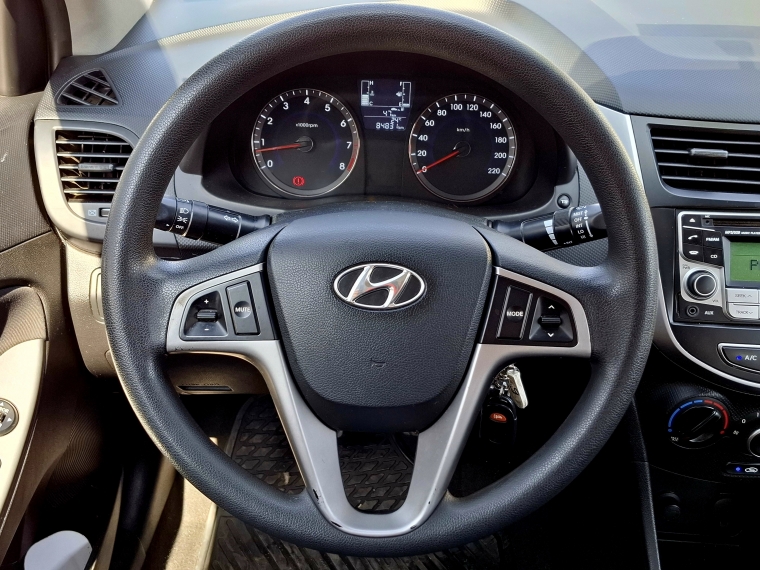 Hyundai Accent Rb 5dr Gl Av Ab 2015 Usado  Usado en Kovacs Usados