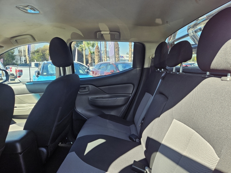 Mitsubishi L200 L 200 Work Cr Dc 2.4 2019 Usado Usado en Kovacs Usados Mitsubishi L200 L 200 Work Cr Dc 2.4 2019 Usado Usado en Kovacs Usados