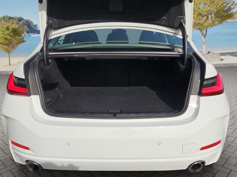 Bmw 330 E Sedan 2.0 Aut 2024 Usado  Usado en BMW Premium Selection
