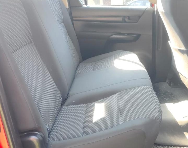 Toyota Hilux Dx 4x4 2.4 2022  Usado en Autos