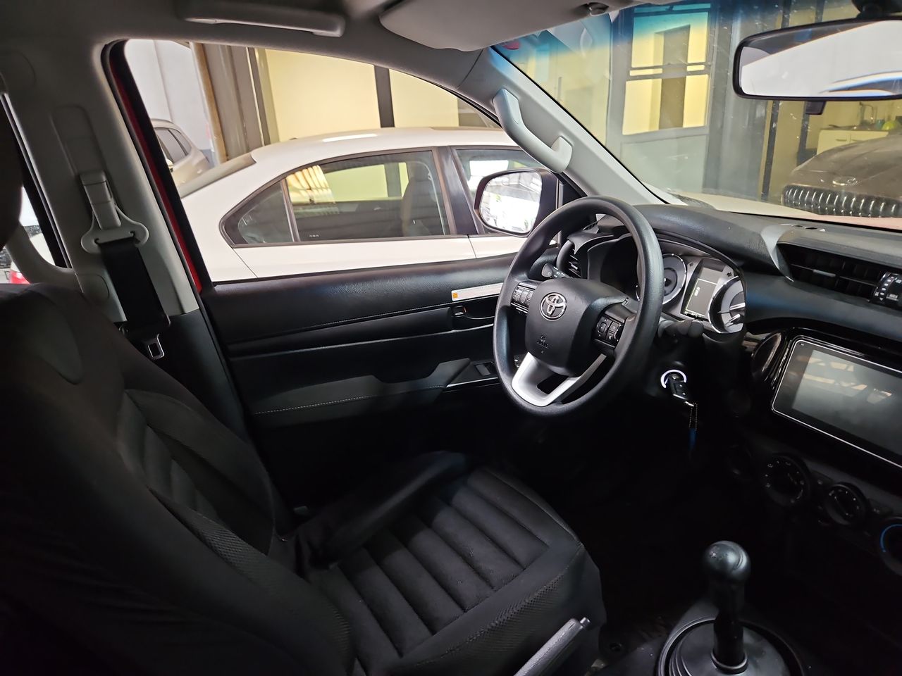 Toyota Hilux Hi Lux Dcab Mt 4x4 2.4 2025 Usado  Usado en Webautos.cl