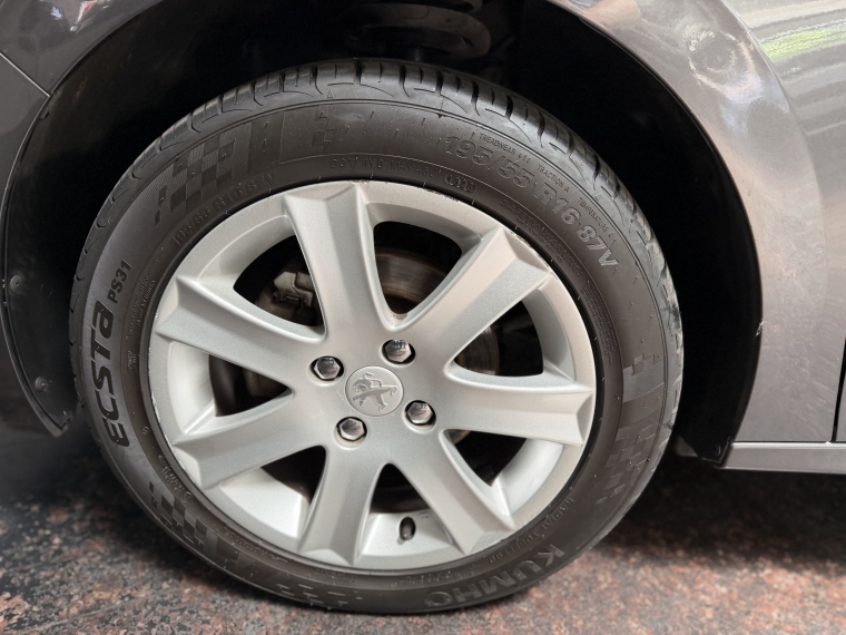 Peugeot 301 Allure Pack 1.6l Hdi 92hp 2021  Usado en Grass & Arueste