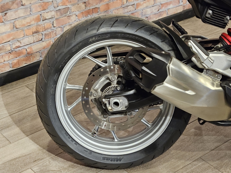 Bmw F 900 r . 2022 Usado en BMW Premium Selection