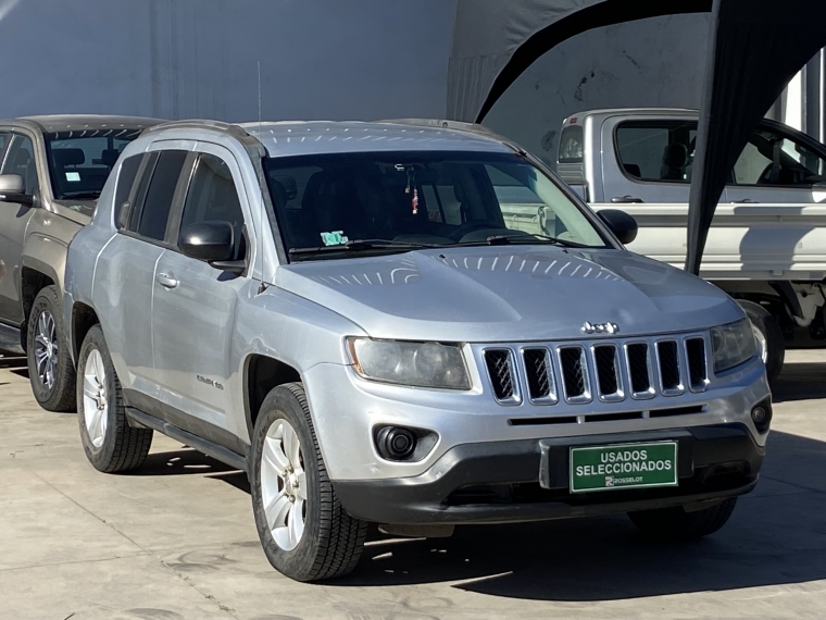 Jeep Compass Compass Sport 2.4 At 4x2 2014 Usado en Rosselot Usados