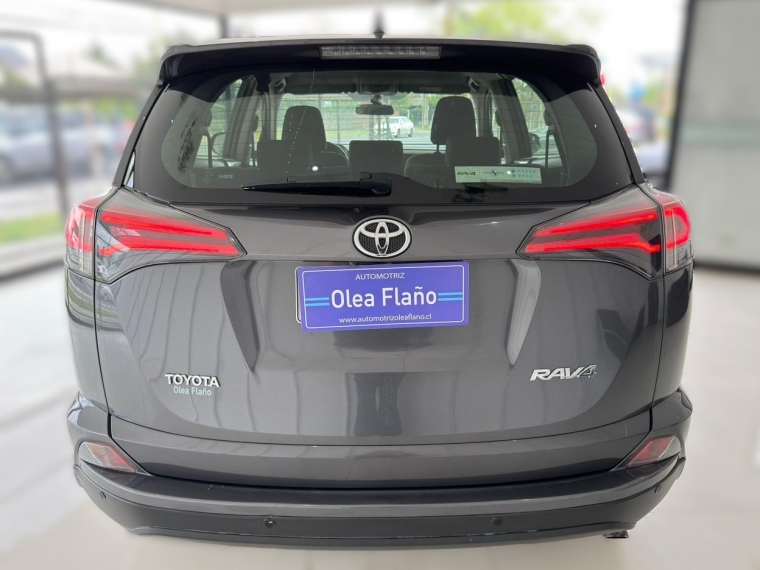 Toyota Rav4 Lujo 2.0 Mt 6 Vel. 2018 Usado en Automotriz Olea Flaño