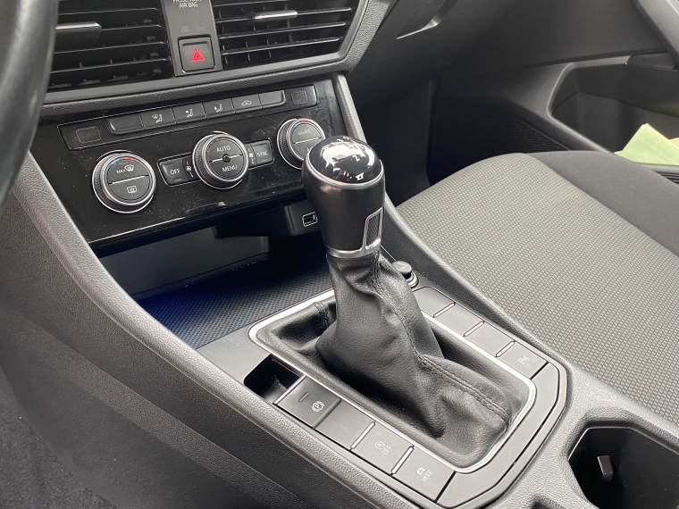 Volkswagen Jetta Jetta 1.4 2019 Usado en Rosselot Usados