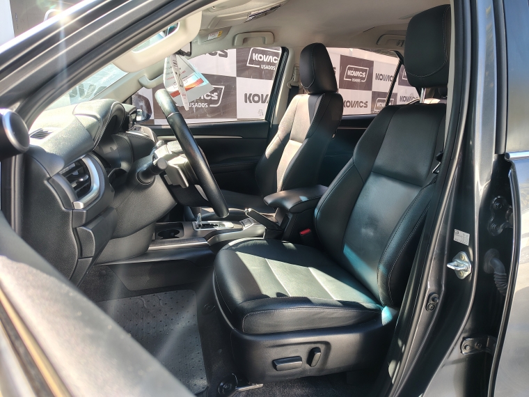 Toyota Fortuner 2.7  Srx  Aut 2022 Usado  Usado en Kovacs Usados