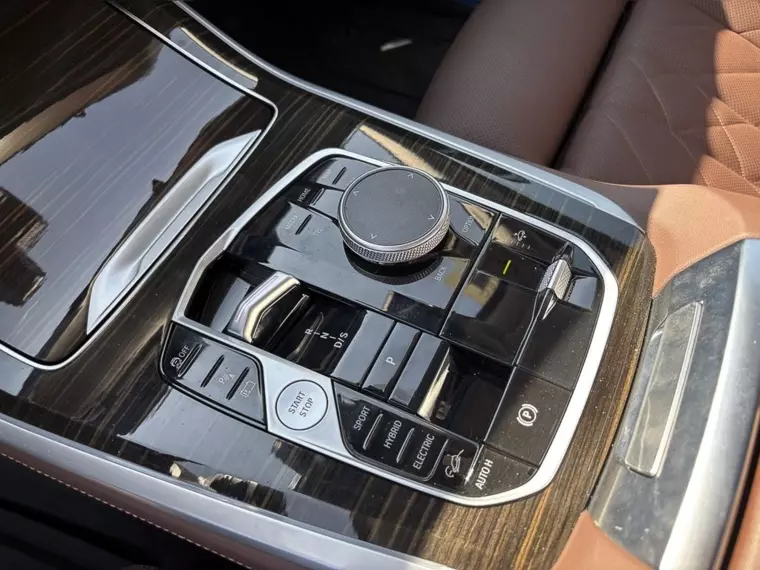Bmw X5 Xdrive 50e Lci 4x4 3.0 At 2025 Usado  Usado en BMW Premium Selection