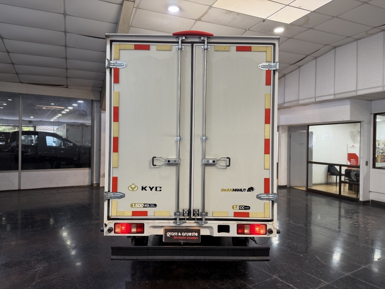 Kyc T3 Cargo Box 1.5l 5mt Ac 2024  Usado en Grass & Arueste