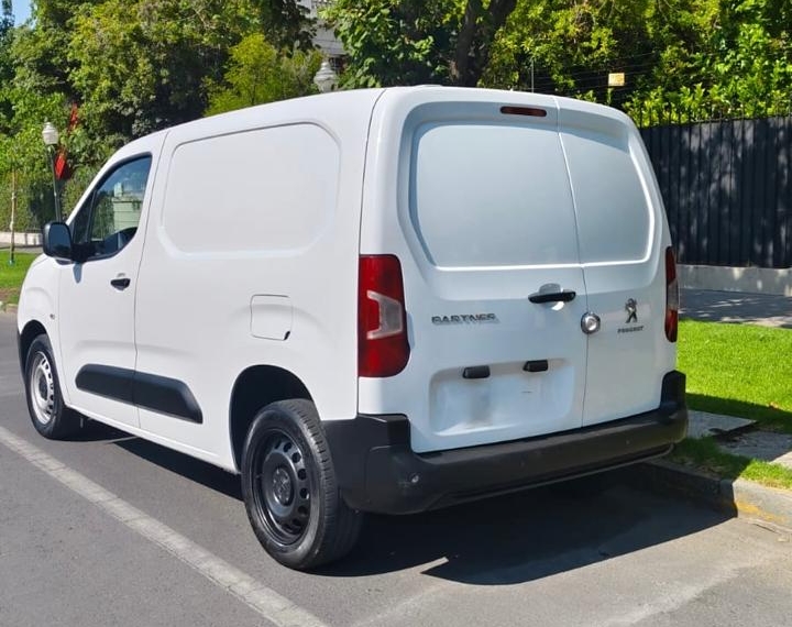 Peugeot Partner Hdi 1.6 2022  Usado en GT Autos