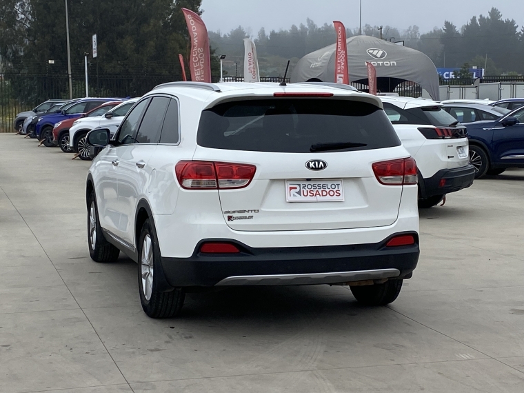 Kia Sorento Sorento Ex 2.4 2017 Usado en Rosselot Usados