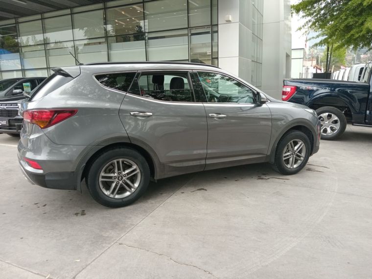 Hyundai Santa fe 2.4 At 5p 2017 Usado Usado en Webautos.cl Hyundai Santa fe 2.4 At 5p 2017 Usado Usado en Webautos.cl
