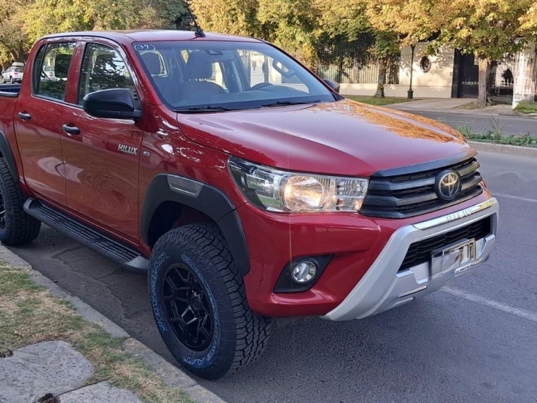 Toyota Hilux Dx 4x4 2.4 2021  Usado en Autos
