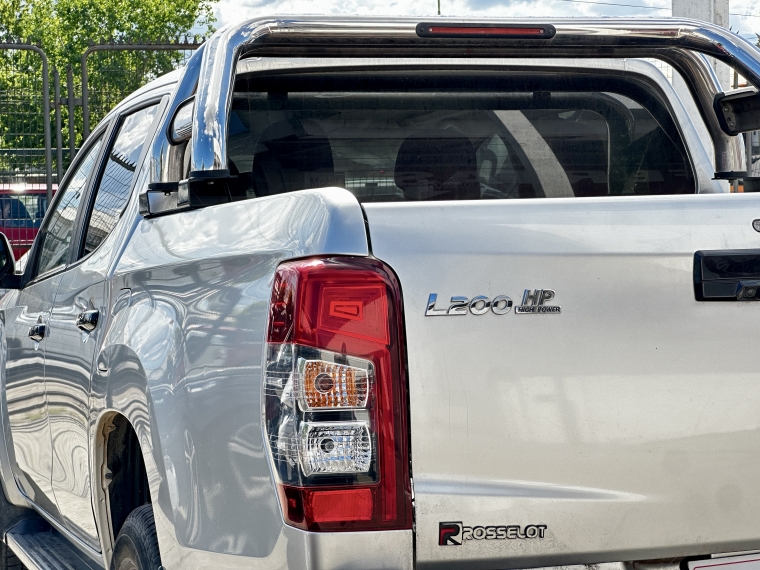 Mitsubishi L200 L200 Dakar Hp 4x4 2.4 2023 Usado en Rosselot Usados