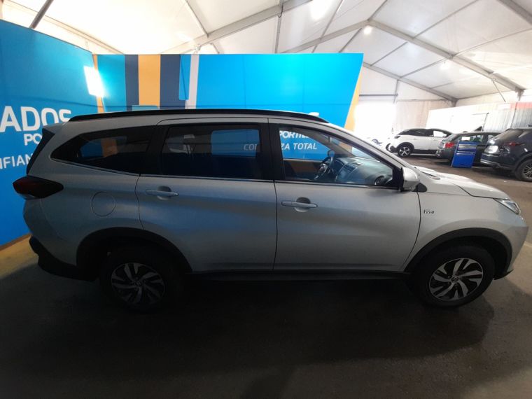 Toyota Rush 1.5 Xli Mt 5p 2022 Usado Usado en Webautos.cl Toyota Rush 1.5 Xli Mt 5p 2022 Usado Usado en Webautos.cl