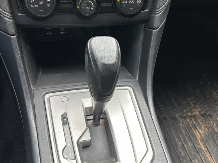 Subaru New Impreza — foto 6 de 11