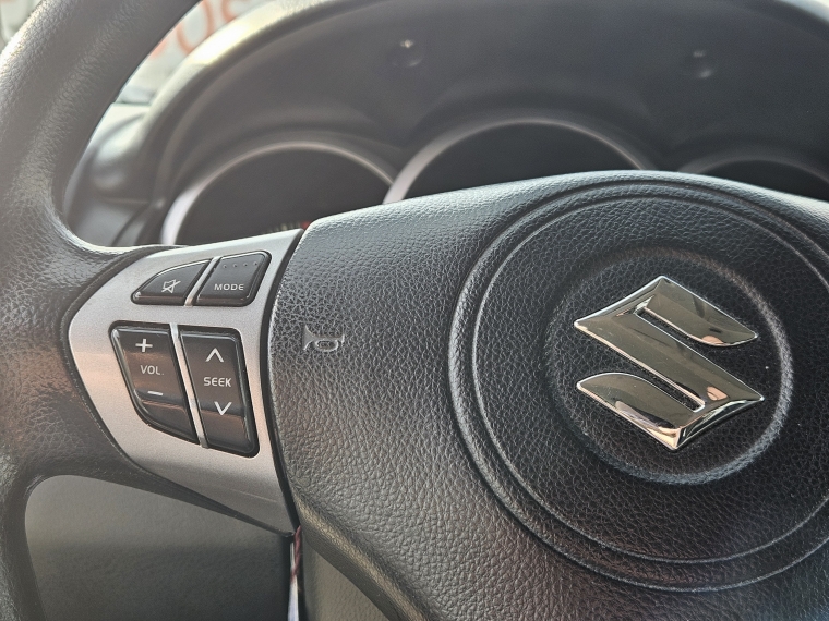 Suzuki Grand nomade Grand Nomade 2.4 2017 Usado en Rosselot Usados