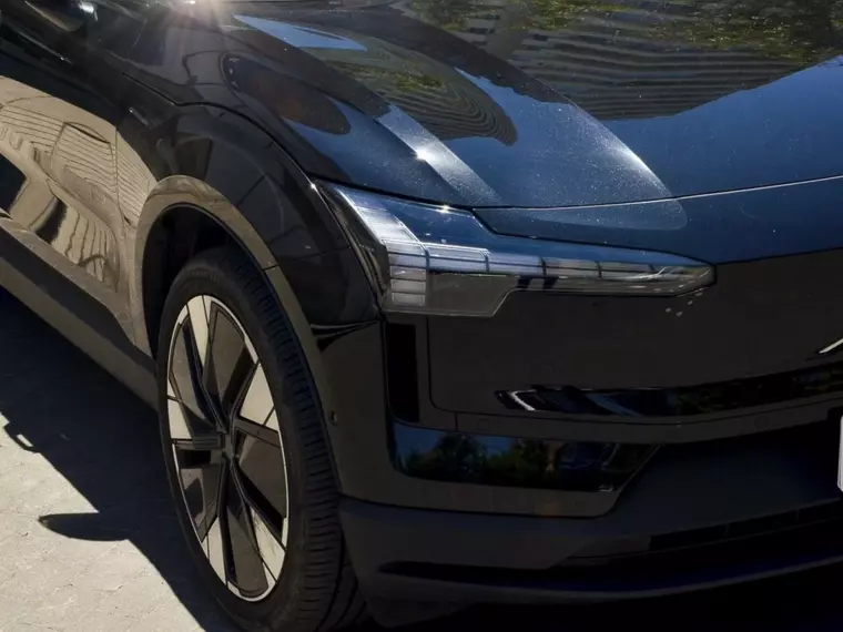 Volvo Ex30 0.0 E40 Core At Electrico 2025 Usado Usado en Webautos.cl Volvo Ex30 0.0 E40 Core At Electrico 2025 Usado Usado en Webautos.cl