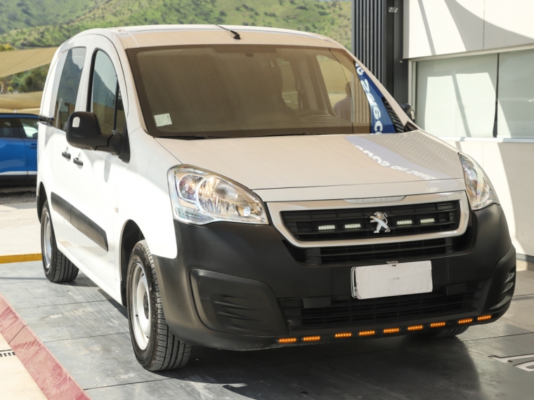 Peugeot Partner 1.6 Hdi 90hp Pack Aa 2019  Usado en Guillermo Morales Usados