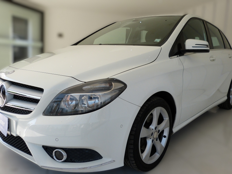 MERCEDES BENZ B 180 BLUEEFFICIENCY AUT 2014