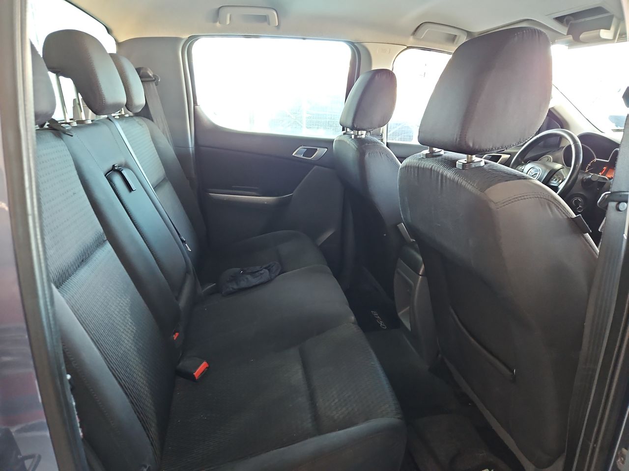Mazda Bt-50 New Bt 50 Dcab Sdx 4x4 3.2 Aut 2018 Usado en Usados de Primera - Sergio Escobar