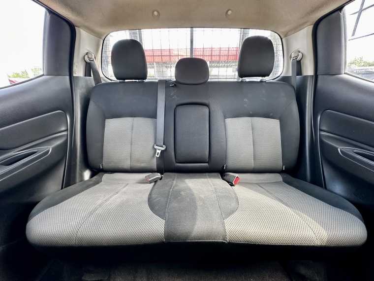 Mitsubishi L200 L200 D/c 2.4 Katana Cr 4x2 Mt Special Pack 2021 Usado en Rosselot Usados