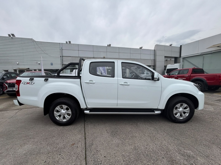 Jim Re-max Crdi Dc 4x4 2.5 2025 Usado Usado en Webautos.cl Jim Re-max Crdi Dc 4x4 2.5 2025 Usado Usado en Webautos.cl