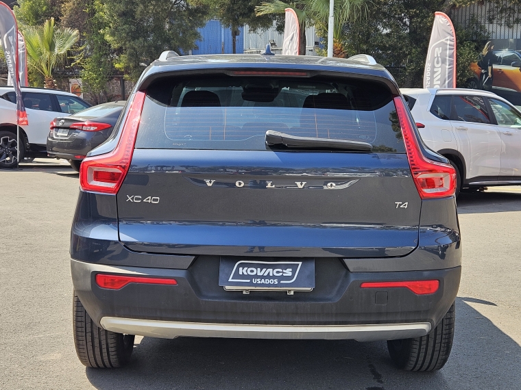 Volvo Xc40 Momentun T4 Fwd 2.0 Aut 2022 Usado  Usado en Kovacs Usados